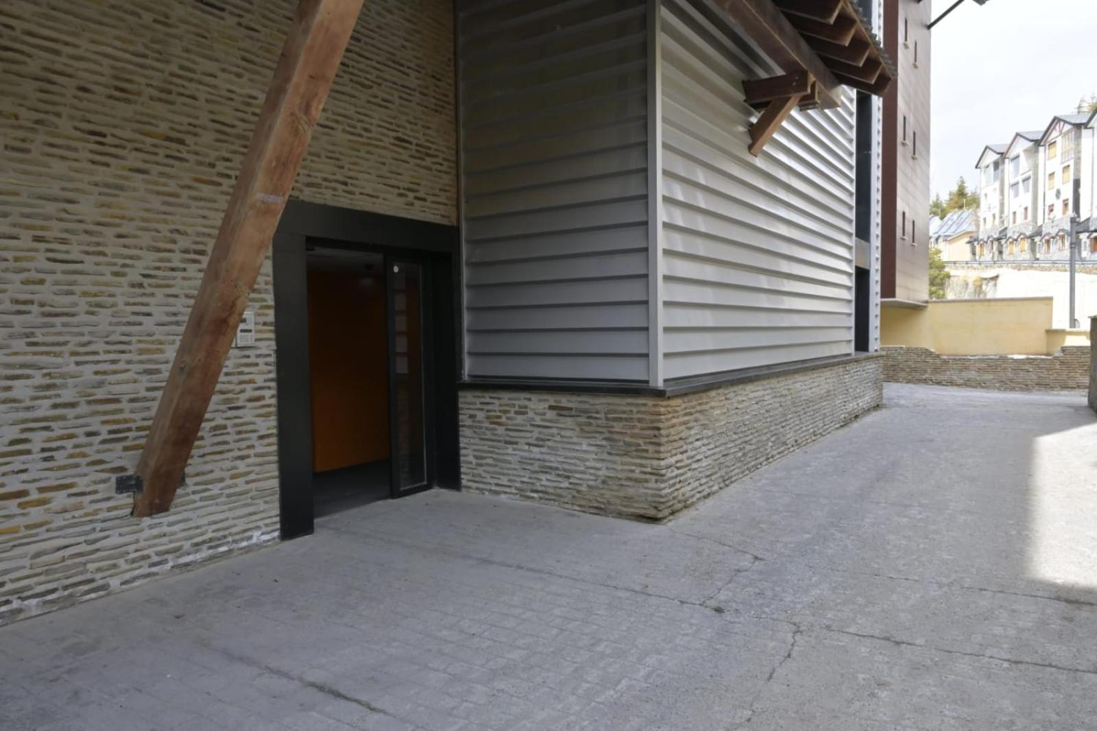 Estudio Infinity Con Parking 塞拉内华达 外观 照片